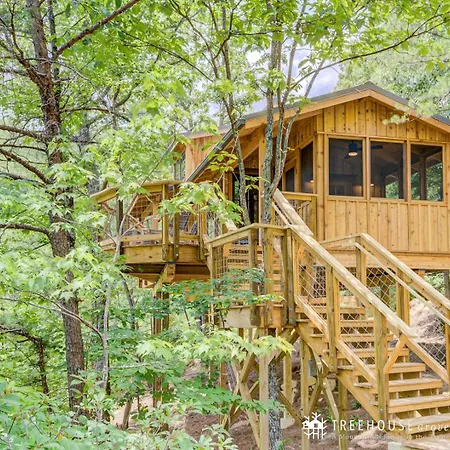 Villa The Cottonwood In Treehouse Grove At Norton Creek